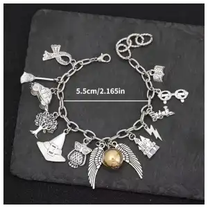 Pulsera con colgantes miniatura 2